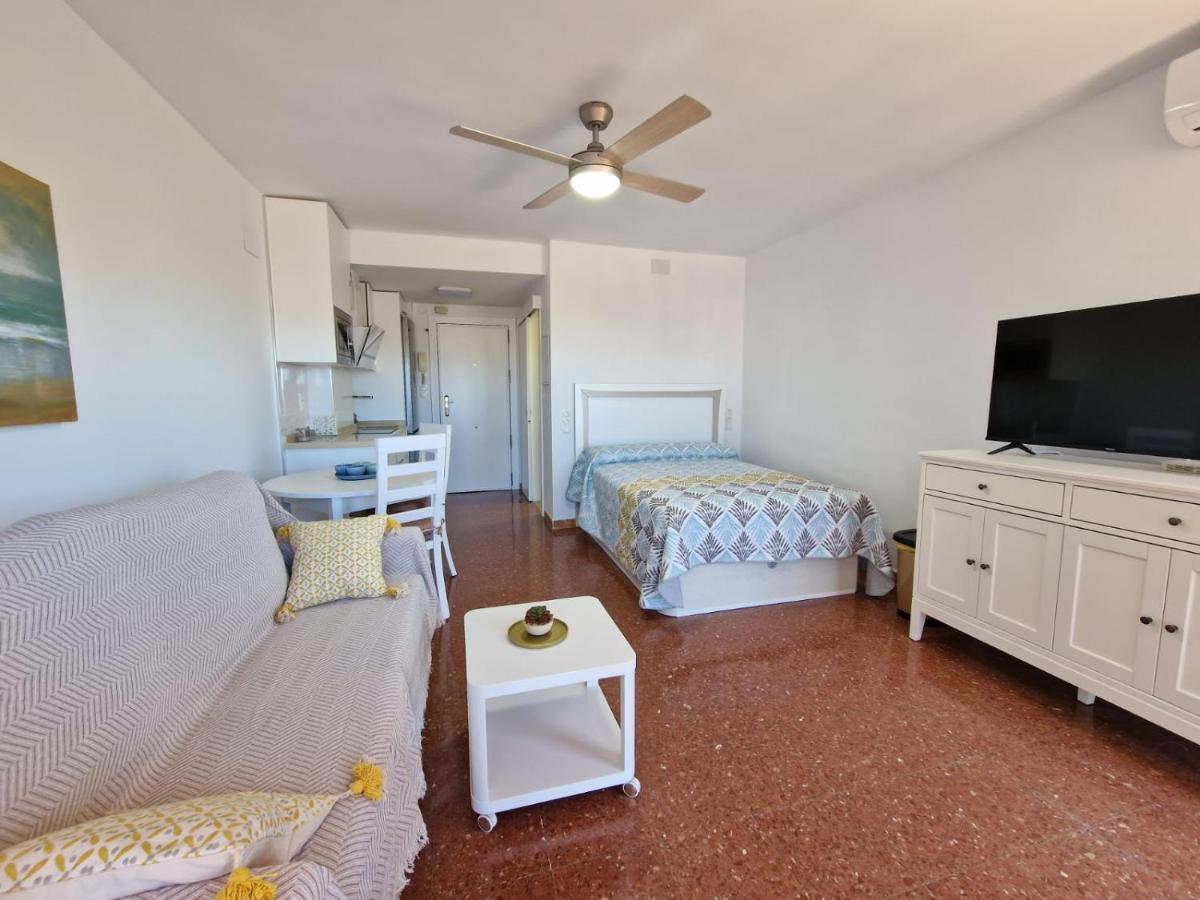 Apartamento Sereva Plazamar Torre Del Mar Luaran gambar